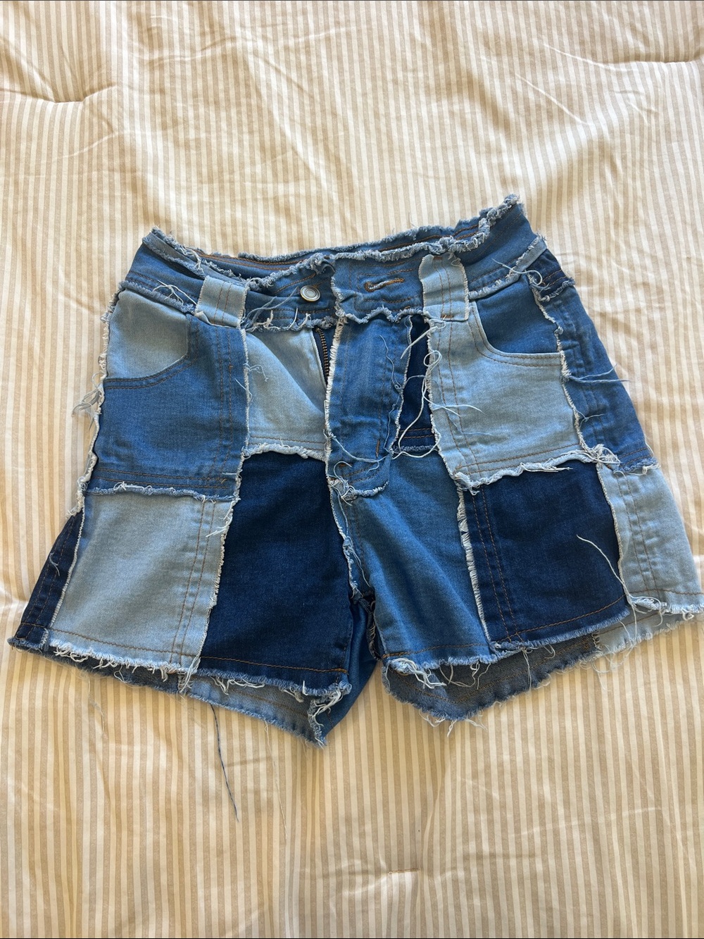 Fashion nova Patchwork Denim Shorts - Blue